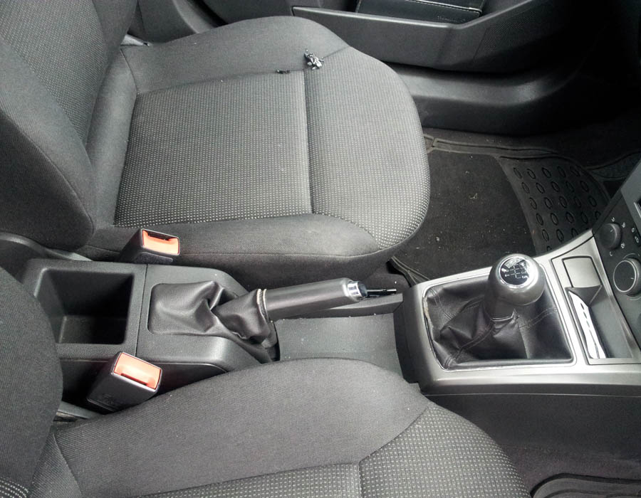 Vauxhall Astra Life handbrake-lever